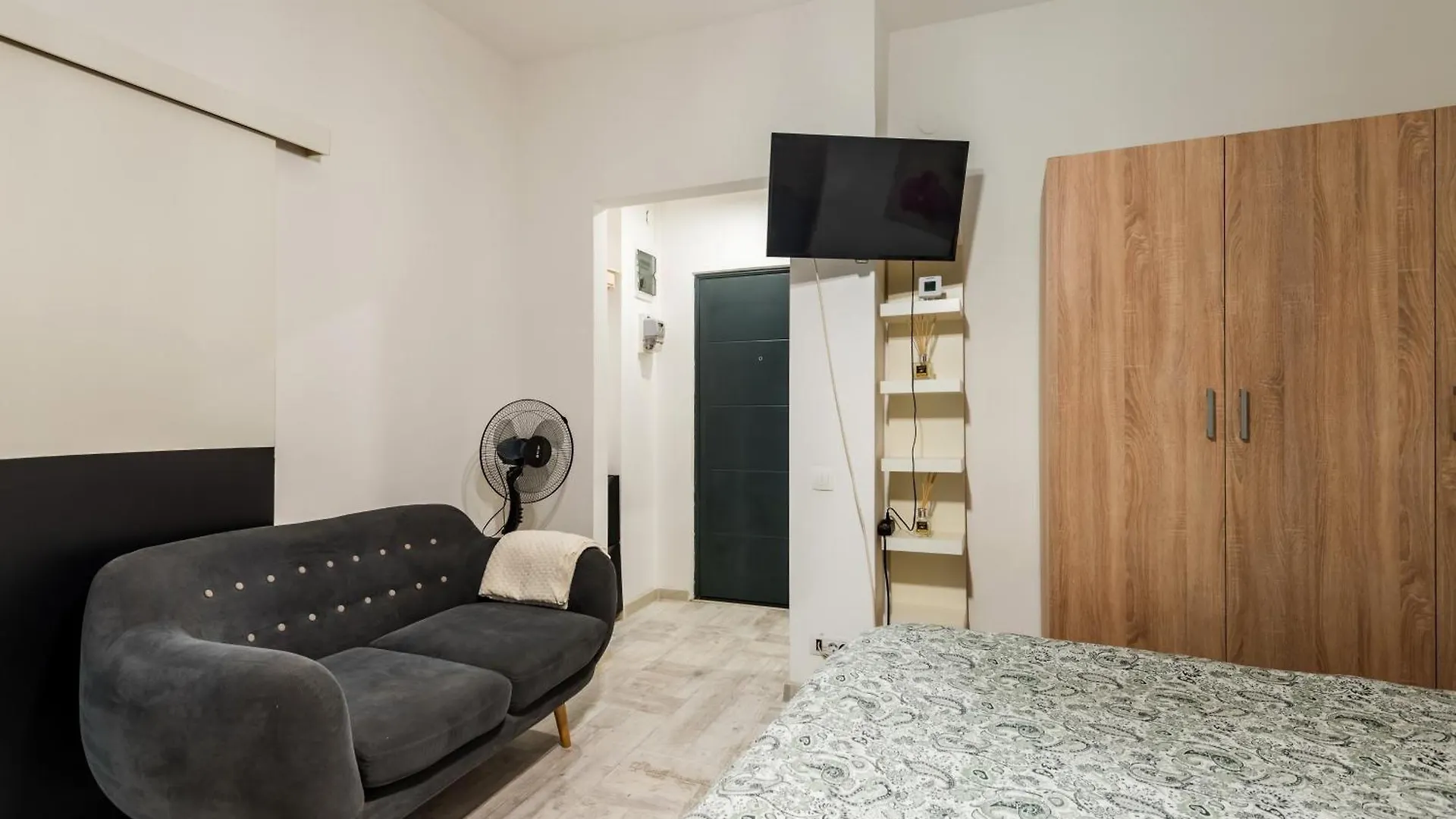 Home Guest Apartments 3 Bucharest Romania